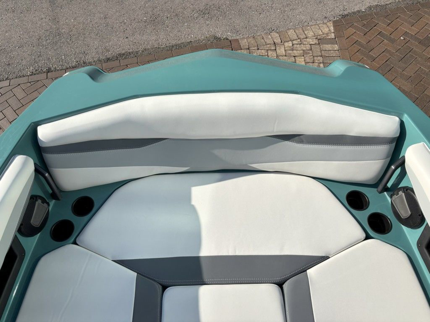 2025 Axis Wake Research A225