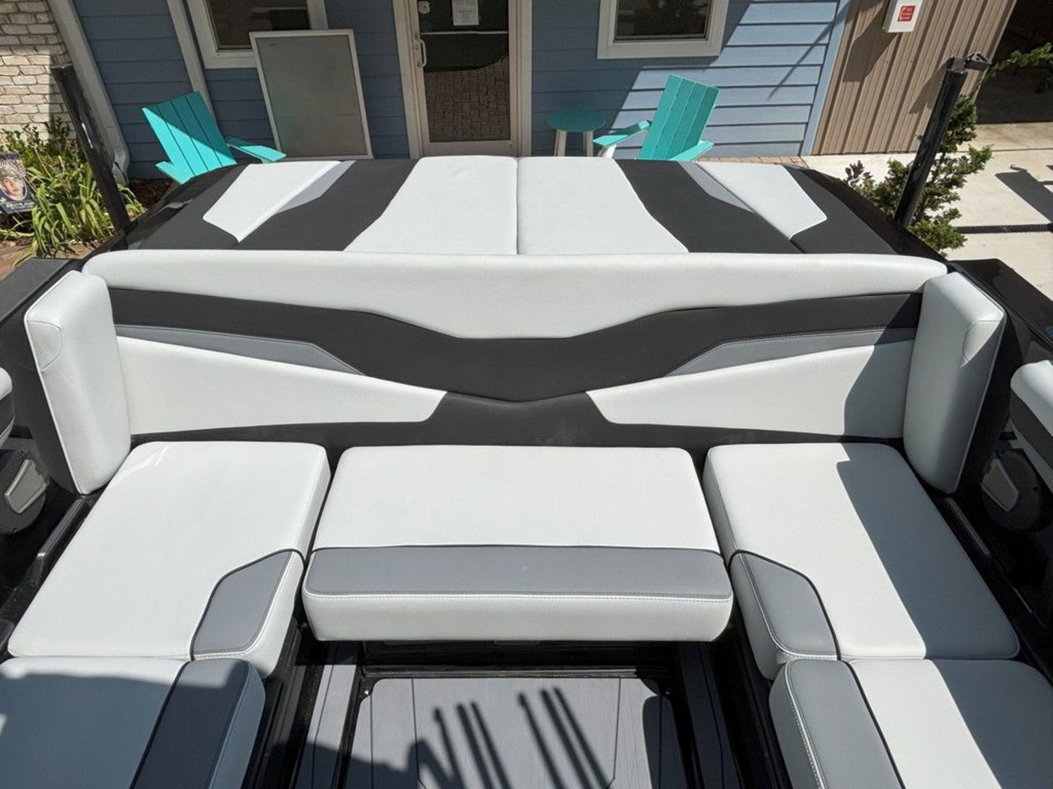 2025 Axis Wake Research T235