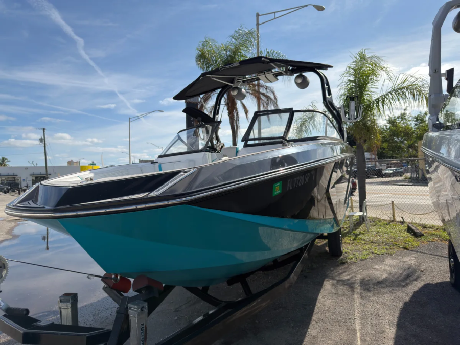 2018 Nautique Boats G25 for sale in Miami, Florida