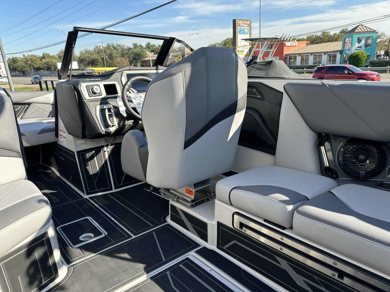 2026 Centurion NV233