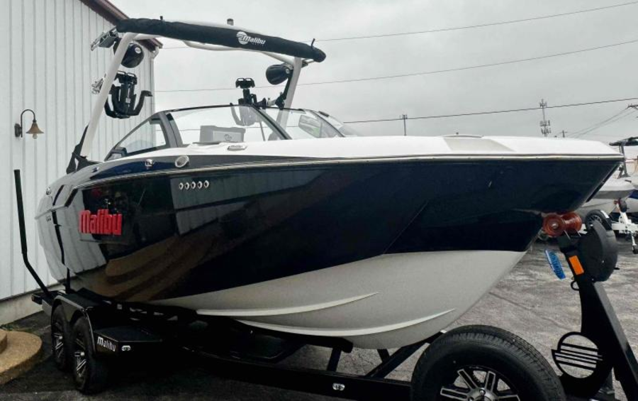 2024 Malibu Boats M220 for sale in Hazelwood, Missouri