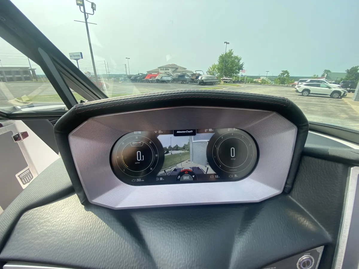 2022 MasterCraft X24