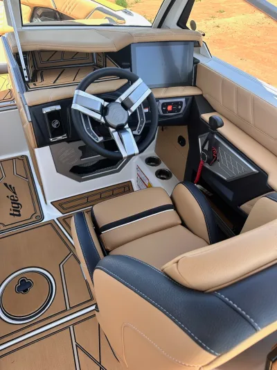 2025 Ultre 25ZX Tige Boats for sale in Logan New Mexico