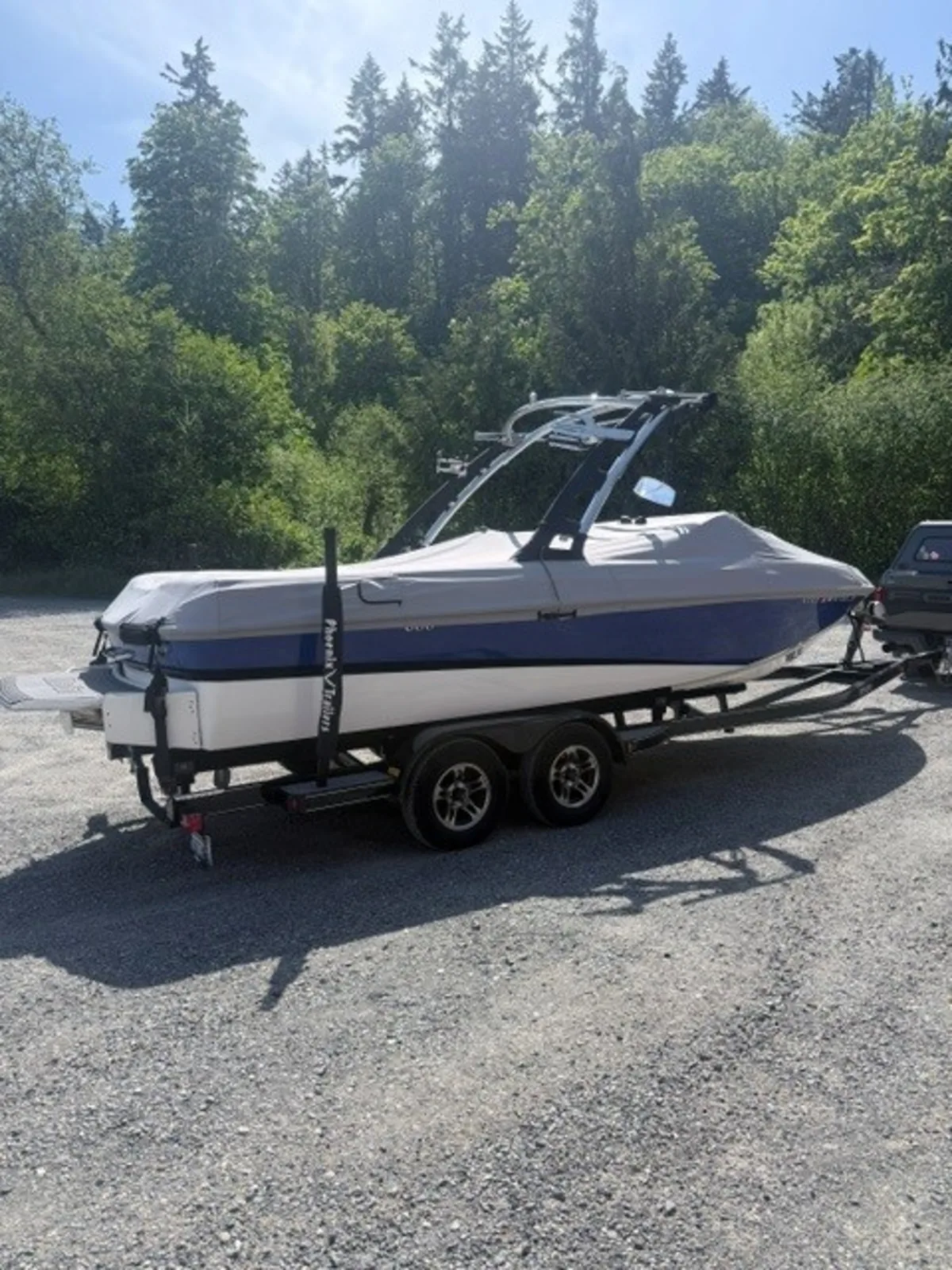 2013 Malibu 23 LSV Very Low 180 HOURS WAKESETTER