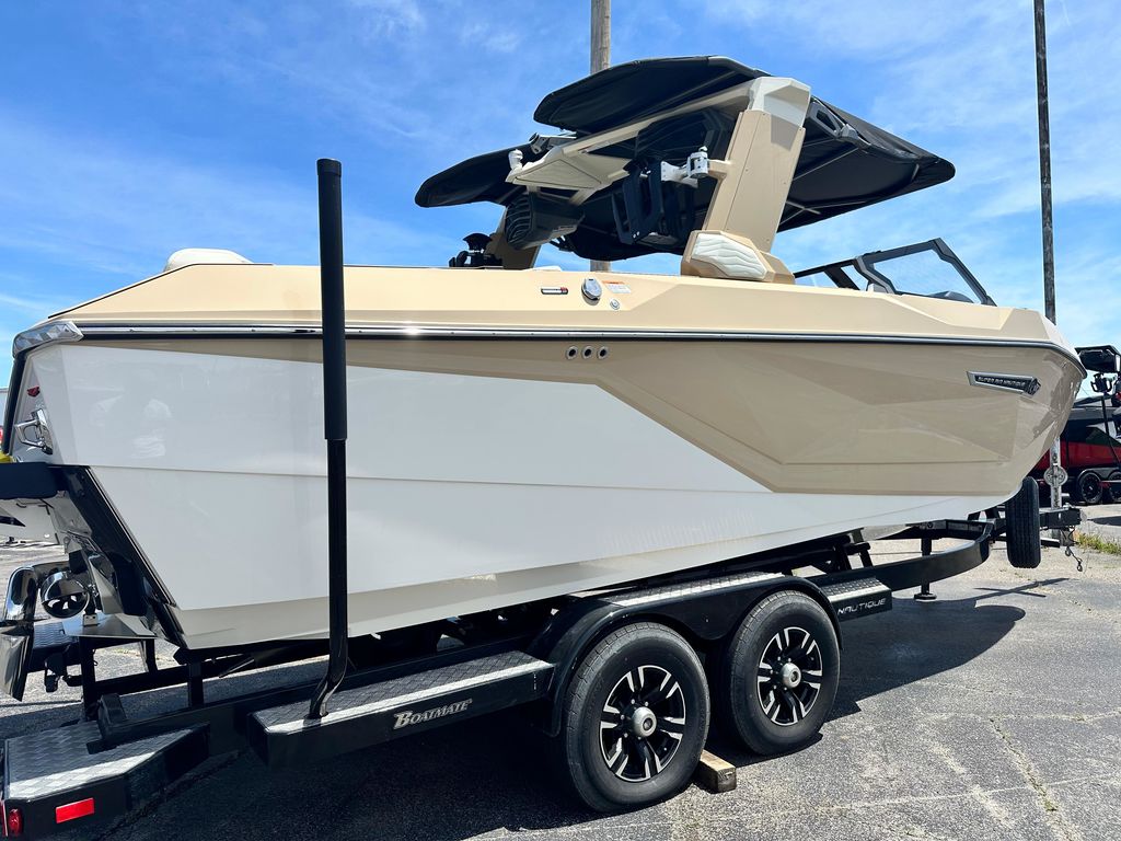 2025 Nautique Super Air Nautique G23