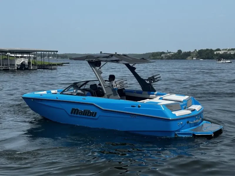 2021 M220 Malibu Boats for sale in Osage Beach Missouri
