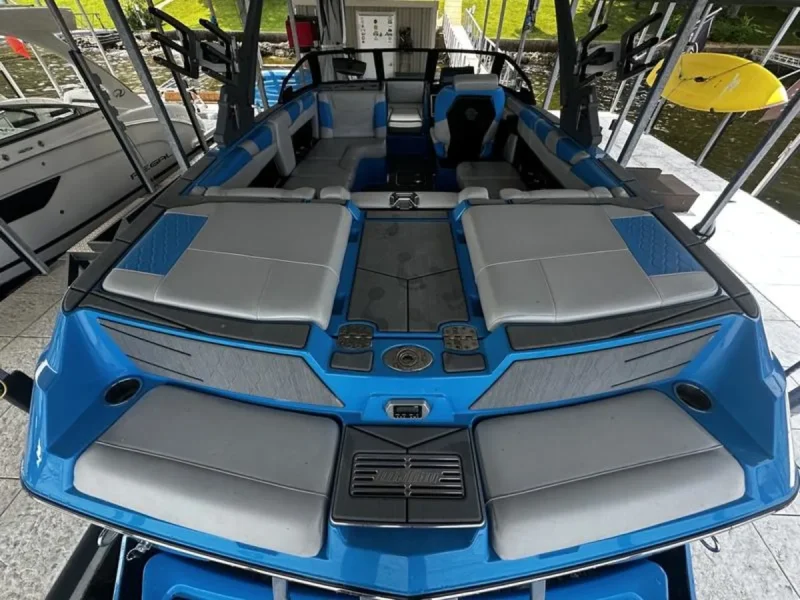 2021 M220 Malibu Boats for sale in Osage Beach Missouri