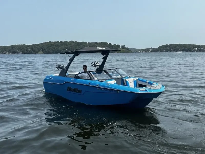 2021 M220 Malibu Boats for sale in Osage Beach Missouri