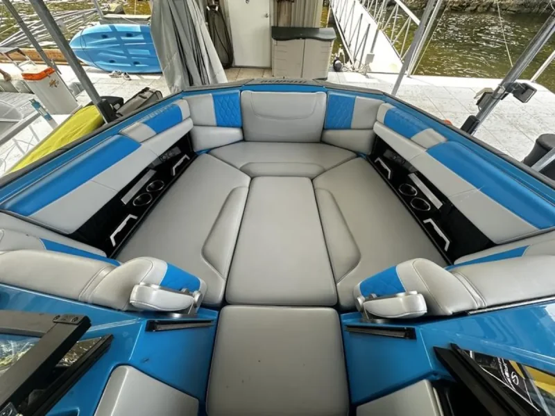 2021 M220 Malibu Boats for sale in Osage Beach Missouri