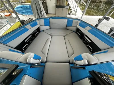 2021 M220 Malibu Boats for sale in Osage Beach Missouri