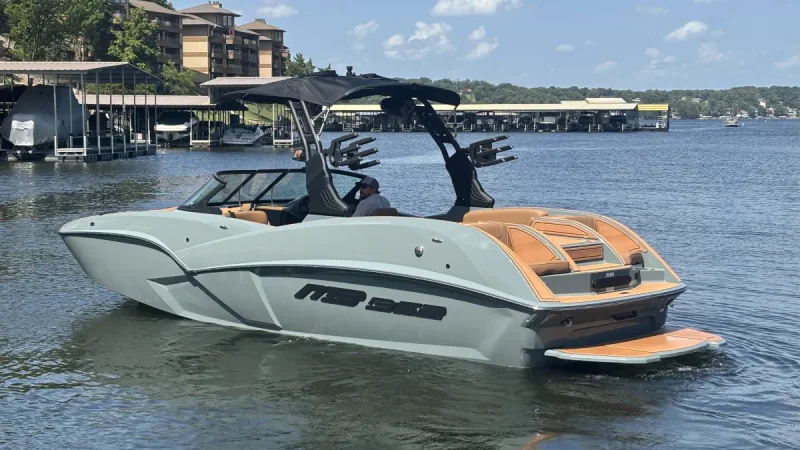 2025 B52 25 Alpha MB Sports Boats for sale in LAKE OZARK Missouri