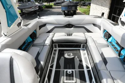 2021 Centurion Boats Ri245 for sale in Highland, Michigan