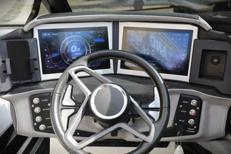 2021 Centurion Boats Ri245 for sale in Highland, Michigan