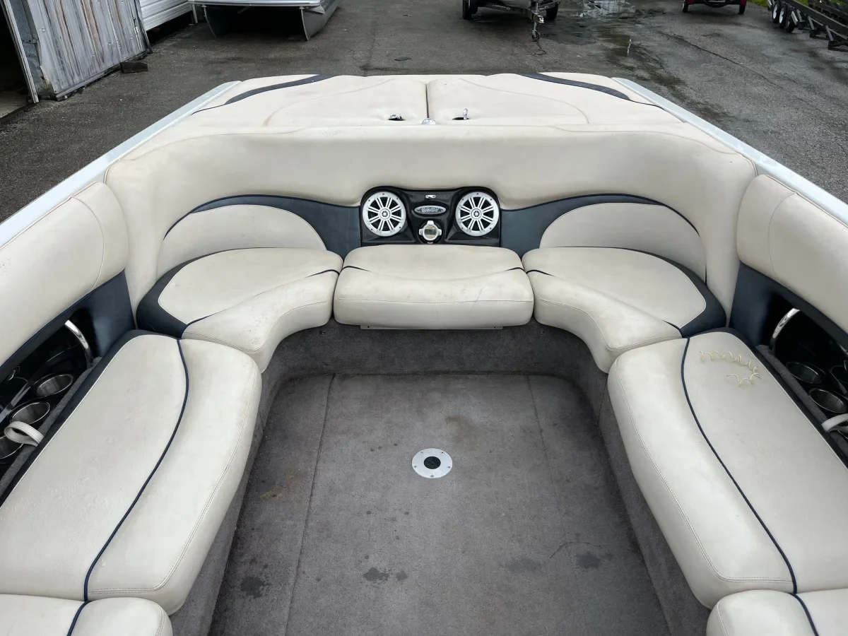 2007 Malibu Wakesetter 247 LSV