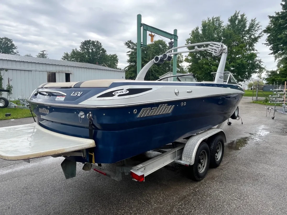 2007 Malibu Wakesetter 247 LSV