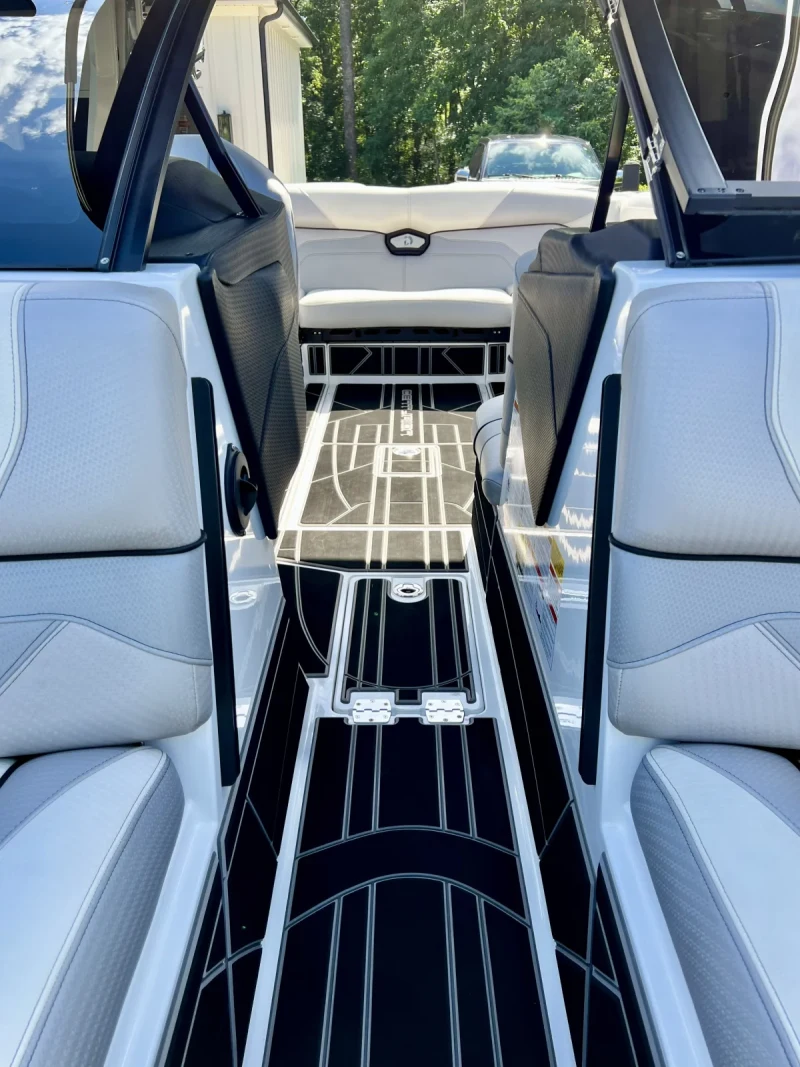 2023 Centurion Boats Ri230 for sale in Oak Ridge, North Carolina