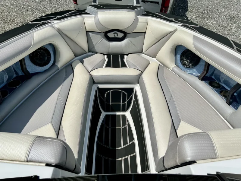 2023 Centurion Boats Ri230 for sale in Oak Ridge, North Carolina