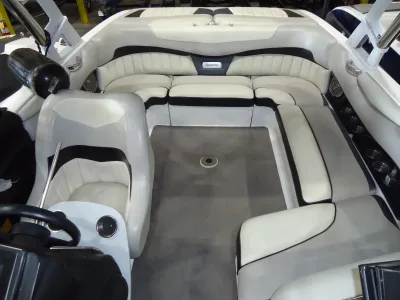 2012 Wakesetter 22 MXZ Malibu Boats for sale in Waterford Michigan