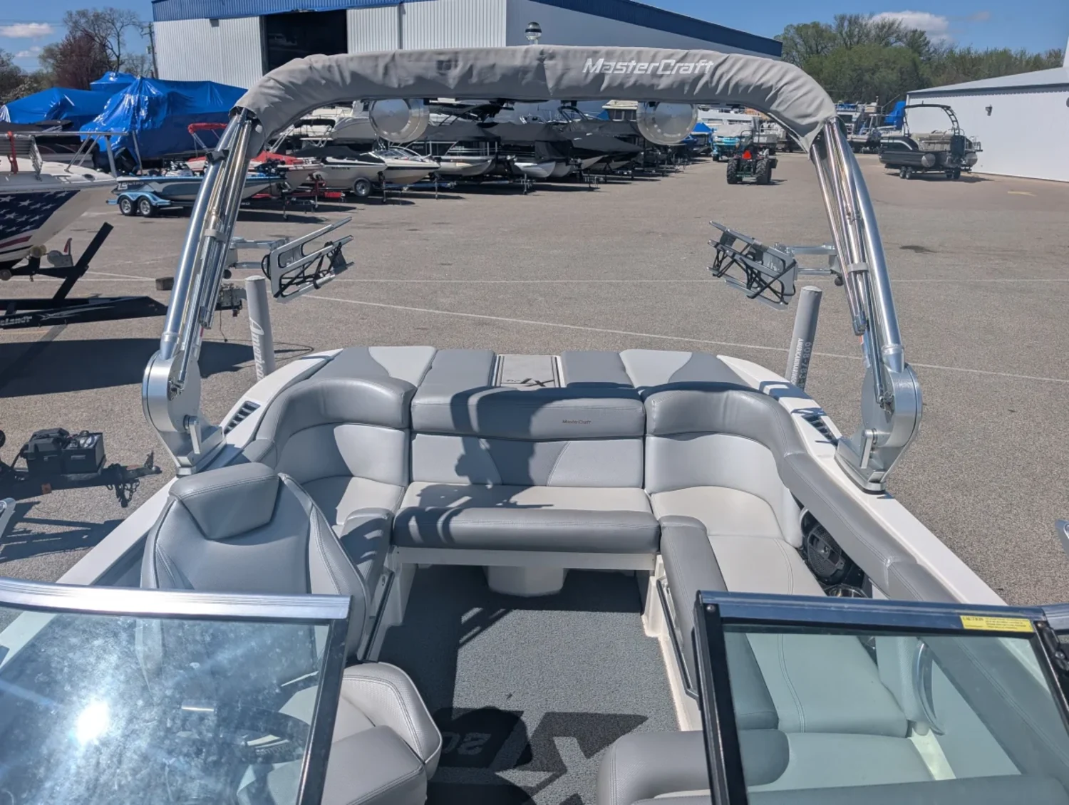2018 Mastercraft XT 20