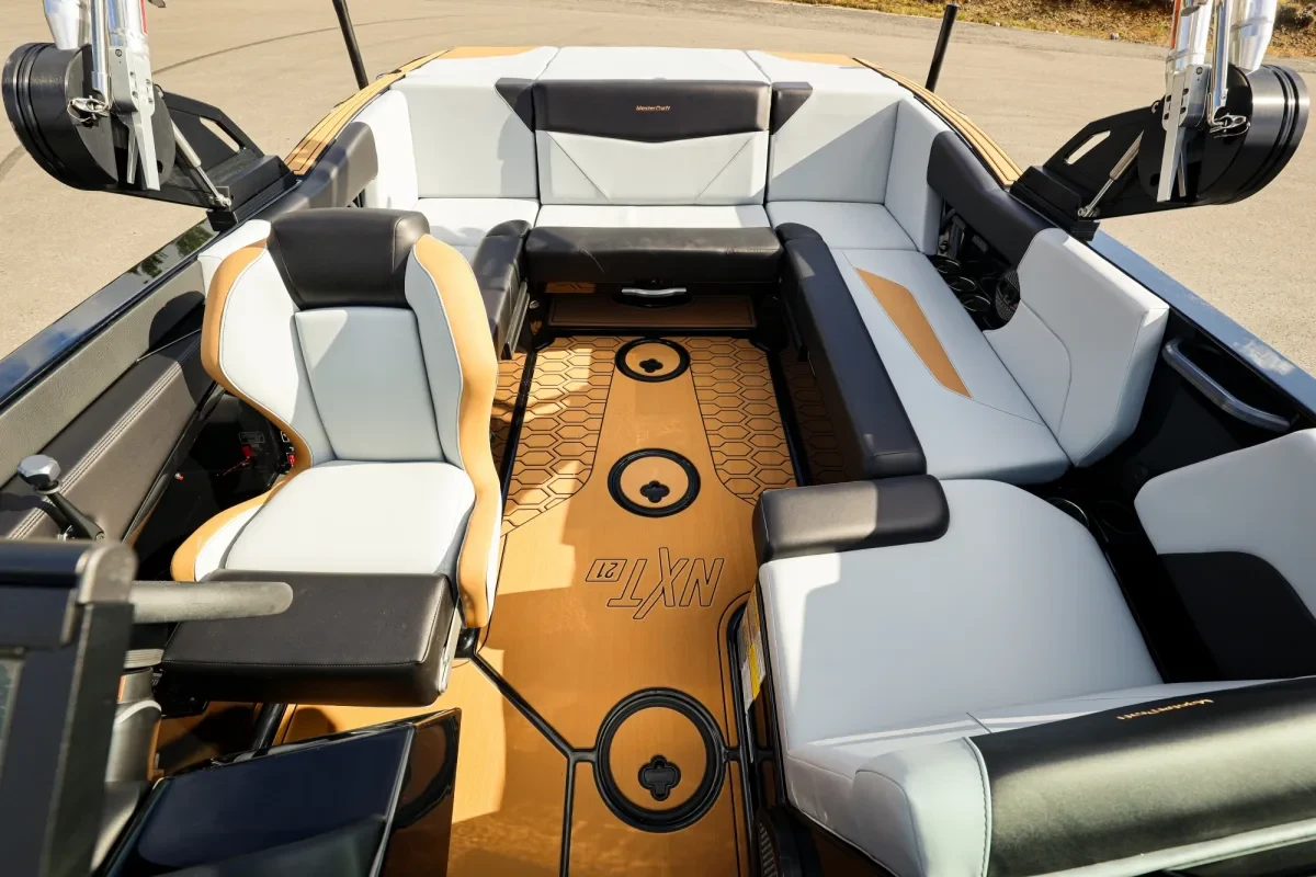 Mastercraft NXT 21