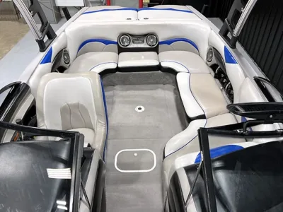 2010 Malibu Boats Wakesetter VLX for sale in Excelsior, Minnesota