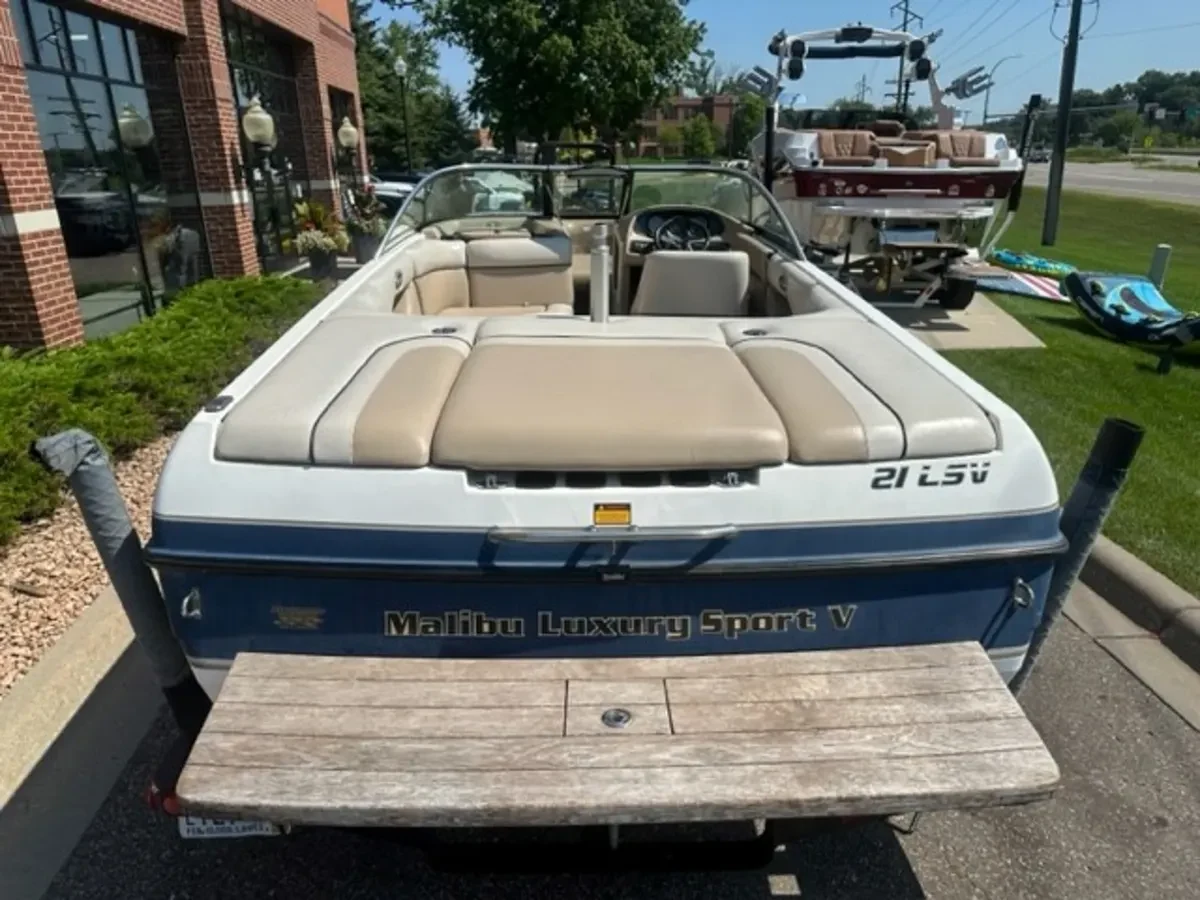 2003 Sunscape Malibu Boats for sale in Excelsior Minnesota