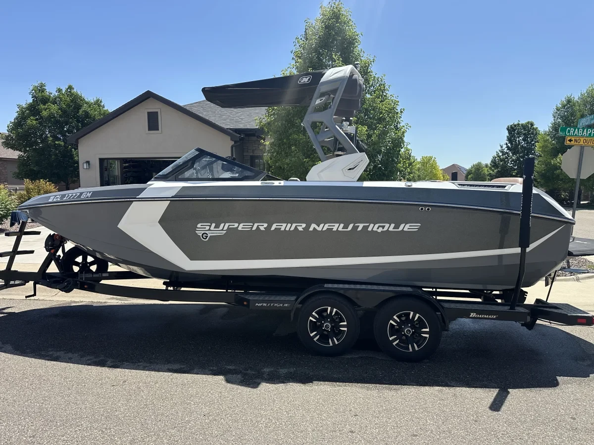2020 Nautique G23