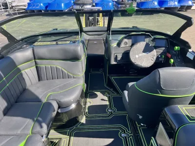 2024 MB Sports Boats B52 25 Alpha for sale in Portage, Michigan