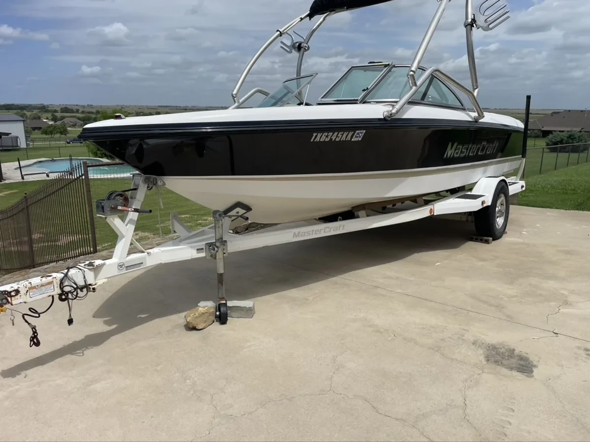 2001 Prostar 205 Mastercraft Boats for sale in Godley Texas