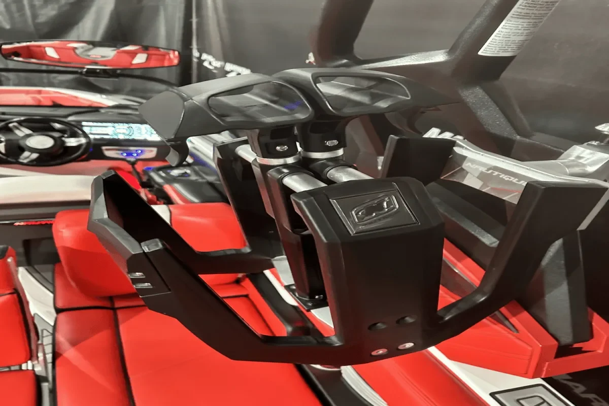 Year End Close Out Pricing! 2020 G23 Super Air Nautique, Steering Assist and Power Tower, PRICE IMPROVEMENT!!!