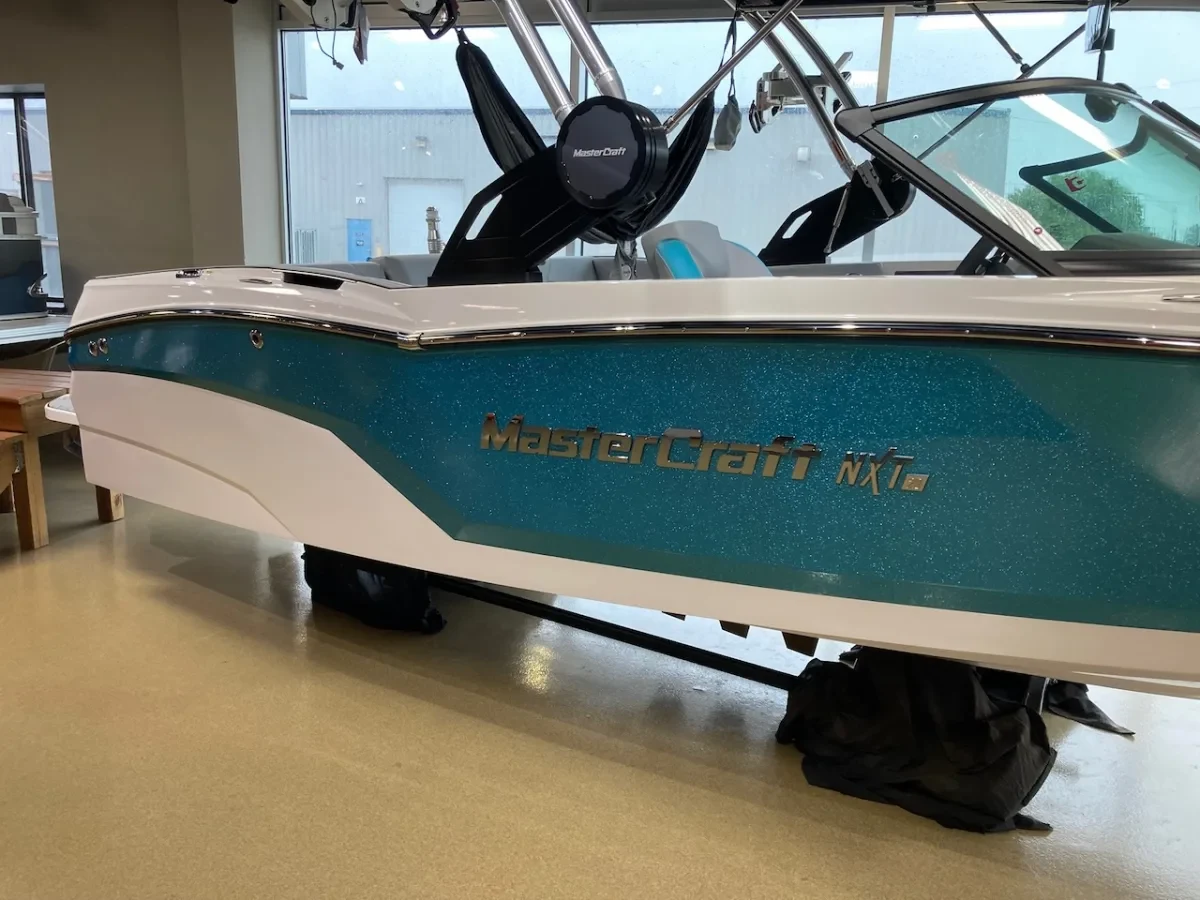 2024 MasterCraft NXT20 