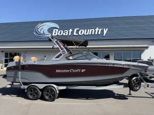 2024-mastercraft-xt24-98288-image1.webp