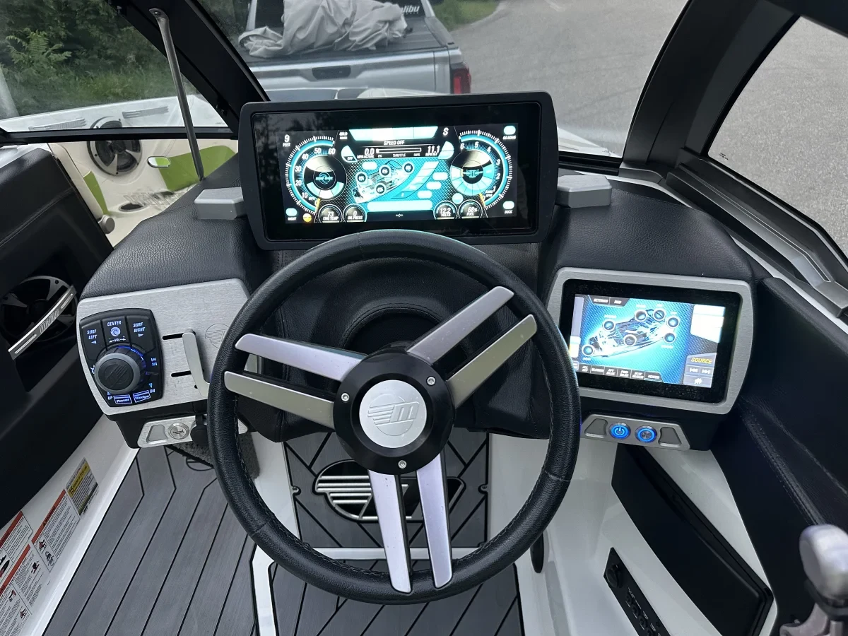 2018 Malibu Wakesetter 23 LSV - 450hp