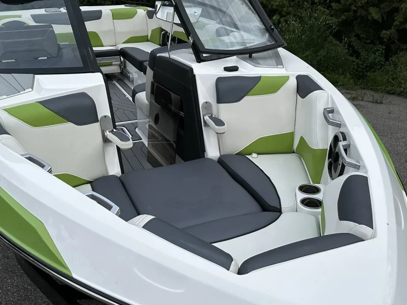 2018 Malibu Boats Wakesetter 23 LSV for sale in Grand Rapids, Michigan