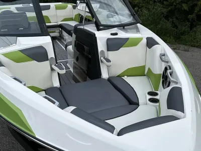 2018 Malibu Boats Wakesetter 23 LSV for sale in Grand Rapids, Michigan