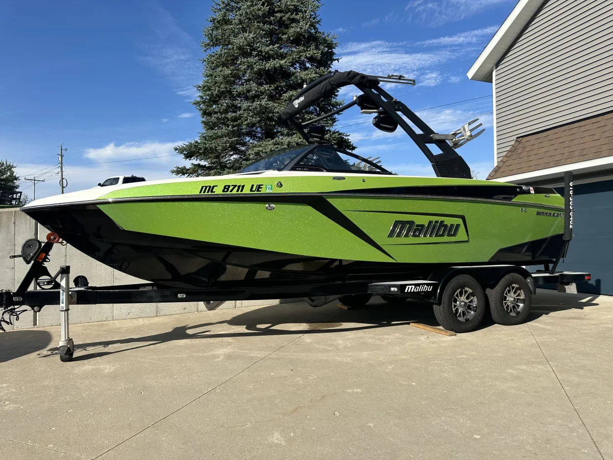 2018 Malibu Wakesetter 23 LSV - 450hp