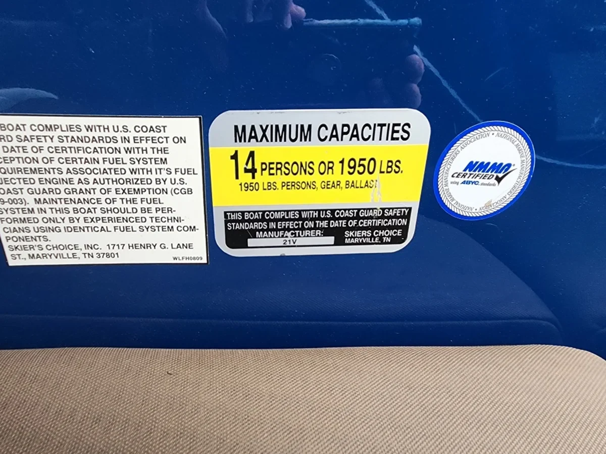 2012 Supra Launch 21 with Boatmate Trailer