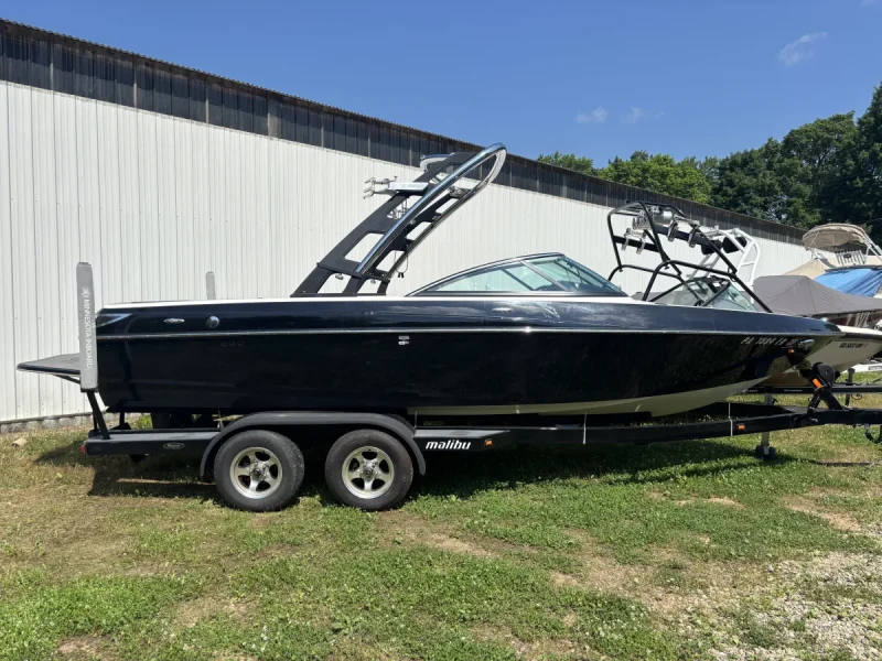 2011 vRide Malibu Boats for sale in Conneaut Lake Pennsylvania