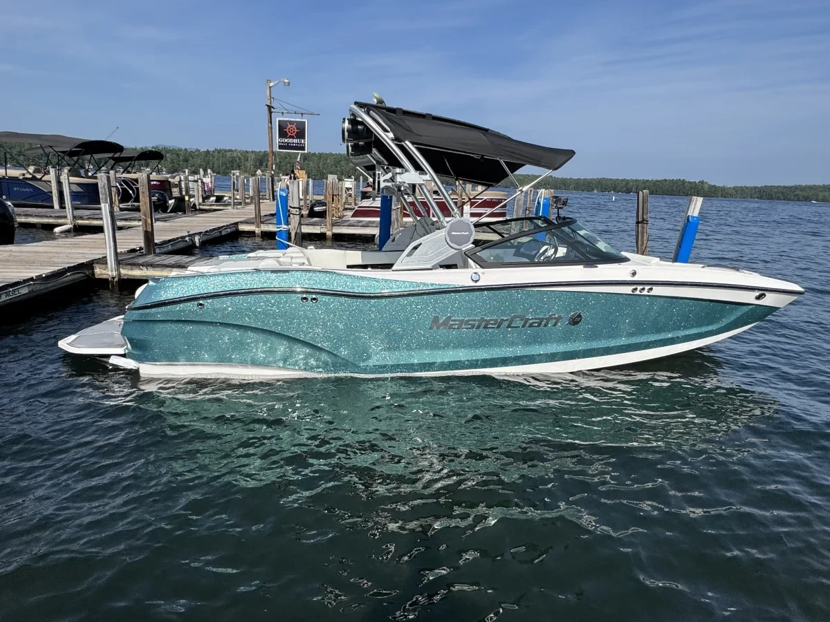 2024 MasterCraft X22 w/Trailer NEW Closeout