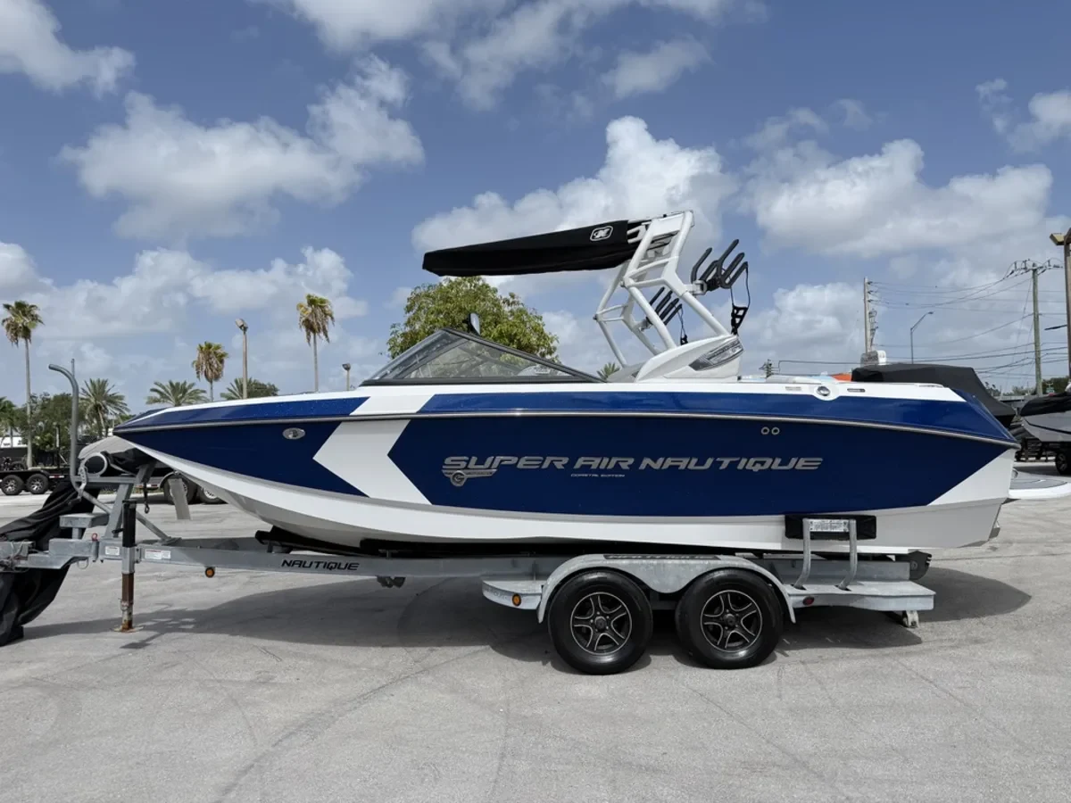 2016 Super Air Nautique G21