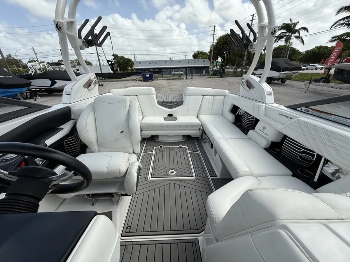 2016 Super Air Nautique G21