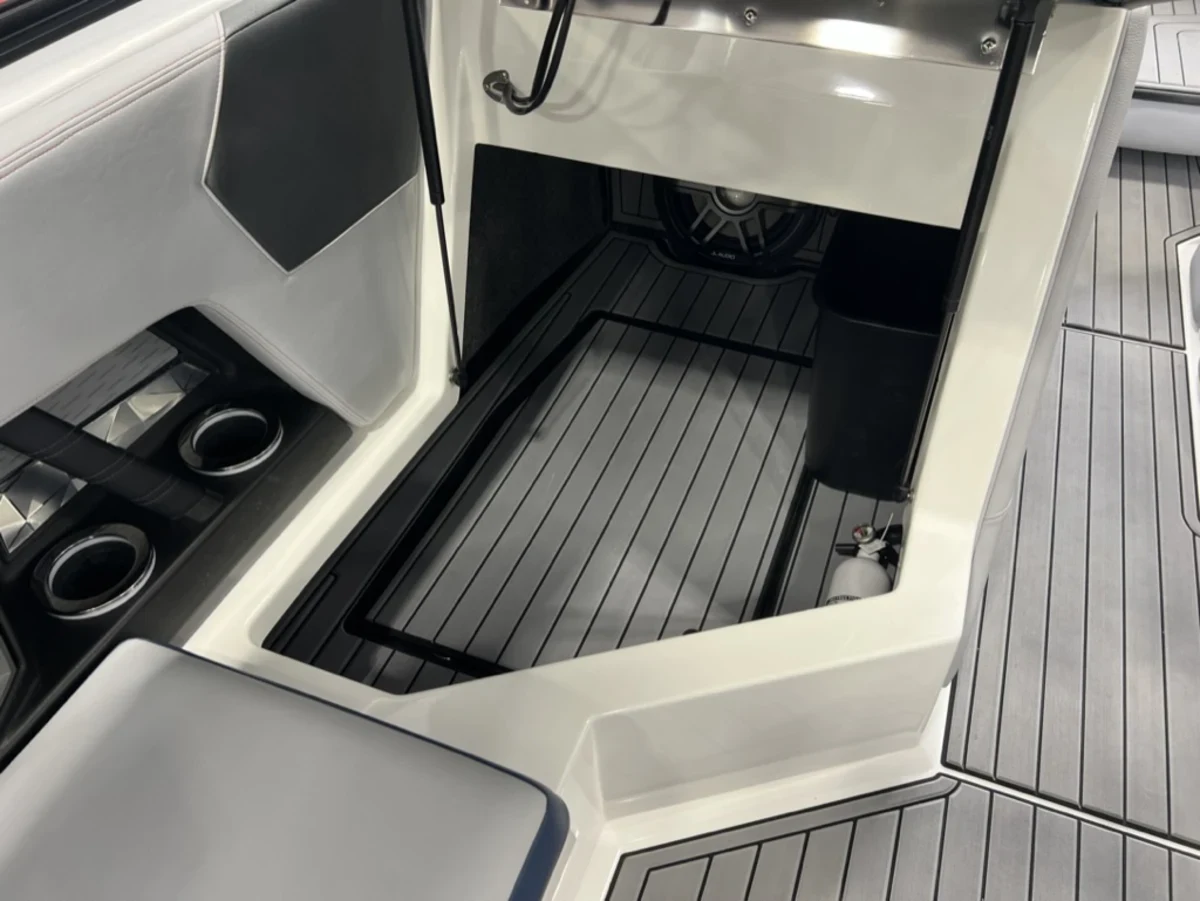 2021 Super Air Nautique G25 -- Fully Loaded, LOW Hours