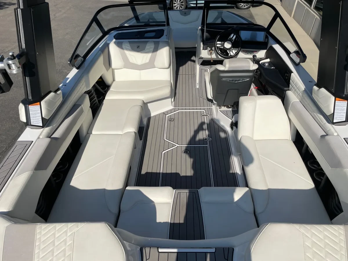 2022 NAUTIQUE G23 WITH ZZ8 600HP SUPERCHARGED POWER PLANT.  ONLY 238 HOURS!  REDUCED!