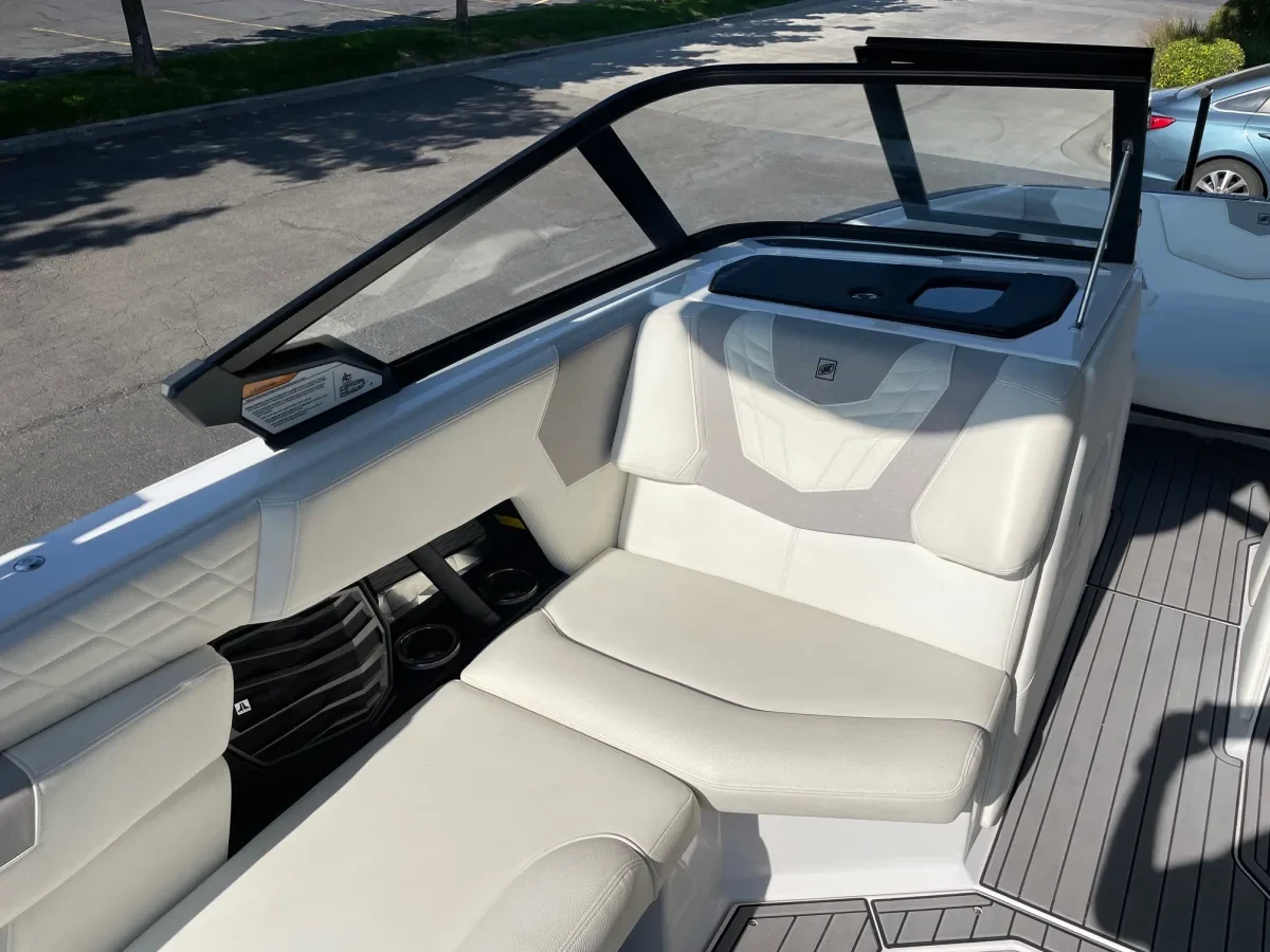 2022 NAUTIQUE G23 WITH ZZ8 600HP SUPERCHARGED POWER PLANT.  ONLY 238 HOURS!  REDUCED!