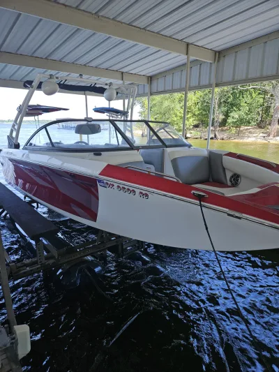 2016 R22 Tige Boats for sale in Tulsa Oklahoma