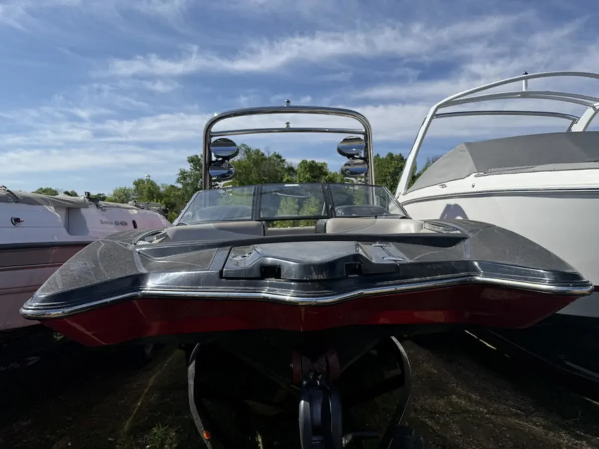 2013 Malibu 22' MXZ 410HP 520 hours