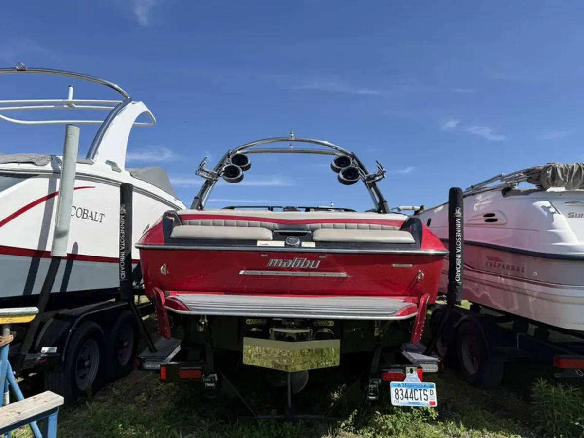 2013 Malibu 22' MXZ 410HP 520 hours