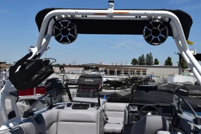 2025 Tykon Moomba Boats for sale in BAKERSFIELD California
