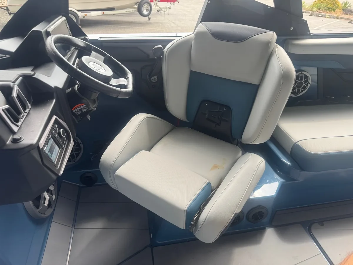 2022 Axis T250**Saltwater LT4!**