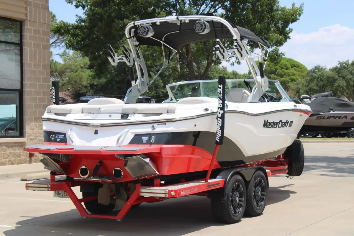 2017 Mastercraft XT23